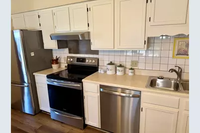 1013 Abington Place, Springfield, OH 45503 - Photo 6