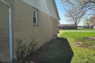 617 Wolf Rd, West Alexandria, OH 45381 - Photo 6