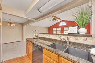 309 Bowman Dr, Fairborn, OH 45324 - Photo 10