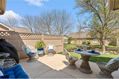 1377 Holes Creek Trace, Centerville, OH 45458 - Photo 8