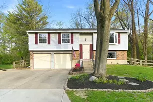 4096 Willow Run Dr, Beavercreek, OH 45430 - Photo 2