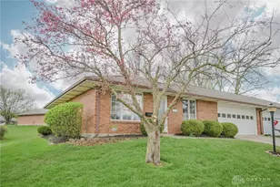 732 Grandview Dr, Springfield, OH 45503 - Photo 4