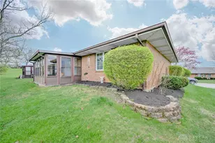 732 Grandview Dr, Springfield, OH 45503 - Photo 26