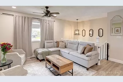 871 Marty Lee Lane, Carlisle, OH 45005 - Photo 6