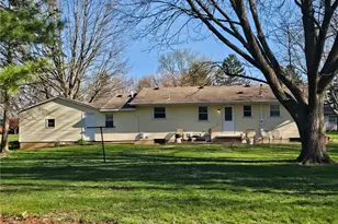 409 E Spring St, Eaton, OH 45320 - Photo 2