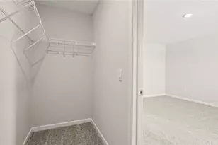 2823 Netherfield Cir, Troy, OH 45373 - Photo 32