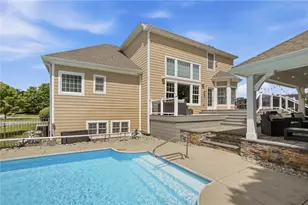 7596 Woodbridge Ct, Clearcreek Twp, OH 45066 - Photo 6