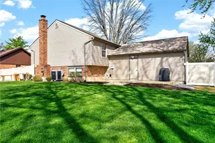 8785 Cobblecreek Dr, Washington Twp, OH 45458 - Photo 38