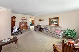 635 Southbrook Dr, Greenville, OH 45331 - Photo 2