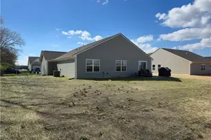 1702 Chevington Chase, Tipp City, OH 45371 - Photo 44