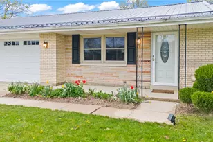 1344 Oaktree Dr, Greenville, OH 45331 - Photo 6