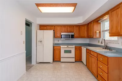 1382 Rawlings Drive, Fairborn, OH 45324 - Photo 12