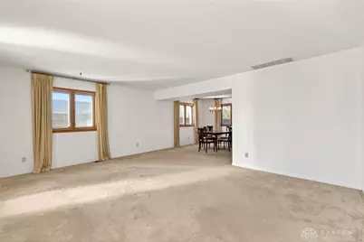 3233 Carrier Avenue, Kettering, OH 45429 - Photo 8