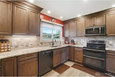 519 Kenbrook Drive, Vandalia, OH 45377 - Photo 12