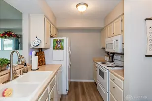 6884 Cedar Cove Dr, Dayton, OH 45459 - Photo 6