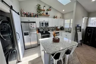 241 Queens Crossing, Centerville, OH 45458 - Photo 8