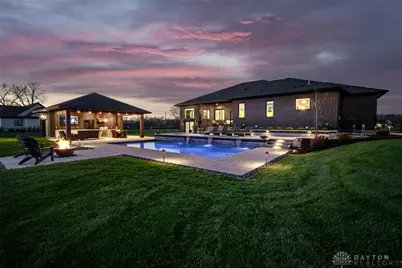 4045 Heritage Crossing, Lebanon, OH 45036 - Photo 2