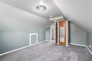 5450 Lawrence Rd, Cincinnati, OH 45248 - Photo 32