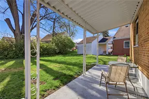 412 Cape Cod Dr, Springfield, OH 45505 - Photo 34