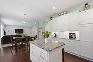 1267 Autumnview Dr, Batavia, OH 45103 - Photo 8