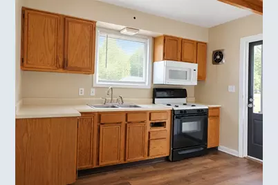5026 Hackett Drive, Jefferson Twp, OH 45417 - Photo 4
