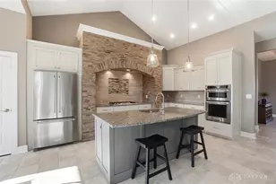 9440 Old Bridge Dr, Washington Twp, OH 45458 - Photo 26
