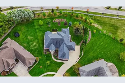 9440 Old Bridge Drive, Washington Twp, OH 45458 - Photo 4