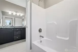 9440 Old Bridge Dr, Washington Twp, OH 45458 - Photo 52
