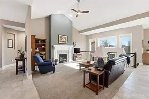 9440 Old Bridge Dr, Washington Twp, OH 45458 - Photo 14