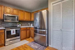1011 Brookwood Ct, Fairborn, OH 45324 - Photo 12