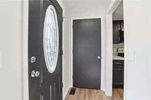 1337 Heatherdale Dr, Kettering, OH 45429 - Photo 4