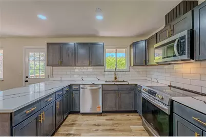 5640 Winshire Terrace, Sugarcreek Twp, OH 45440 - Photo 14