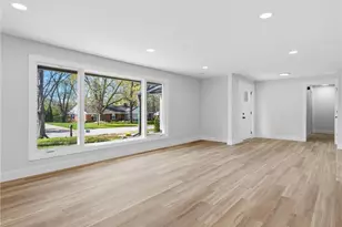 801 Southford Ave, Dayton, OH 45429 - Photo 2