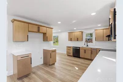 801 Southford Avenue, Dayton, OH 45429 - Photo 10