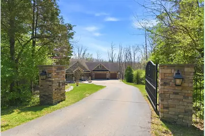 855 Willow Oak Court, Springboro, OH 45066 - Photo 1