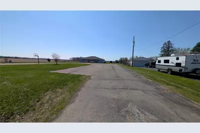 89 E Clark Street, North Hampton, OH 45349 - Photo 2