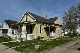 821 Mckaig Ave, Troy, OH 45373 - Photo 2