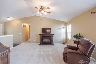 291 Choctaw Cir, Franklin, OH 45005 - Photo 4