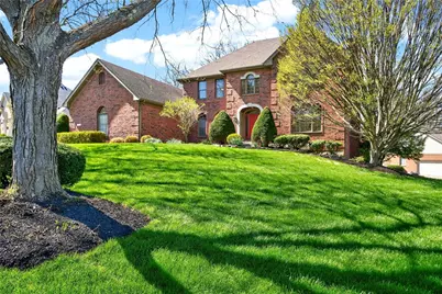 611 Southern Belle Boulevard, Beavercreek, OH 45434 - Photo 2