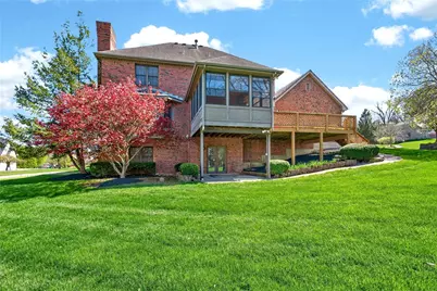 611 Southern Belle Boulevard, Beavercreek, OH 45434 - Photo 4