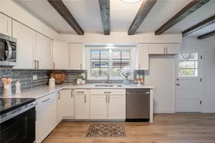 1030 Chateau Dr, Kettering, OH 45429 - Photo 6