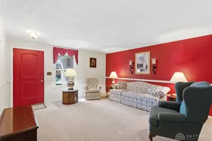 6630 Greenlee Ct, Huber Heights, OH 45424 - Photo 4