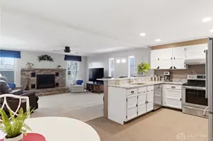 6630 Greenlee Ct, Huber Heights, OH 45424 - Photo 8