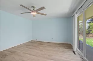 5944 Corsica Dr, Huber Heights, OH 45424 - Photo 12