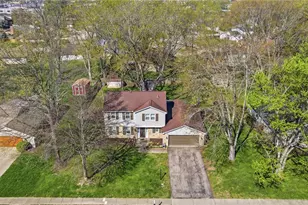 7851 Millerton Dr, Centerville, OH 45459 - Photo 2