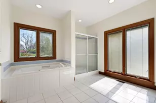 8470 Koster Ln, Washington Twp, OH 45458 - Photo 32