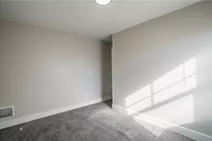 2061 Emerson Ave, Dayton, OH 45406 - Photo 20