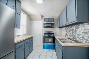 2061 Emerson Ave, Dayton, OH 45406 - Photo 12