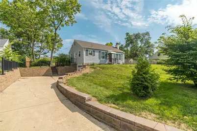 1837 Pinecrest Drive, Dayton, OH 45414 - Photo 2