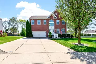 230 Meadowlark Ln, Monroe, OH 45050 - Photo 2